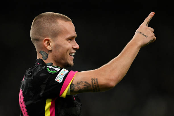 Mudryk ghi 1 bàn và kiến tạo 2 bàn ở trận này