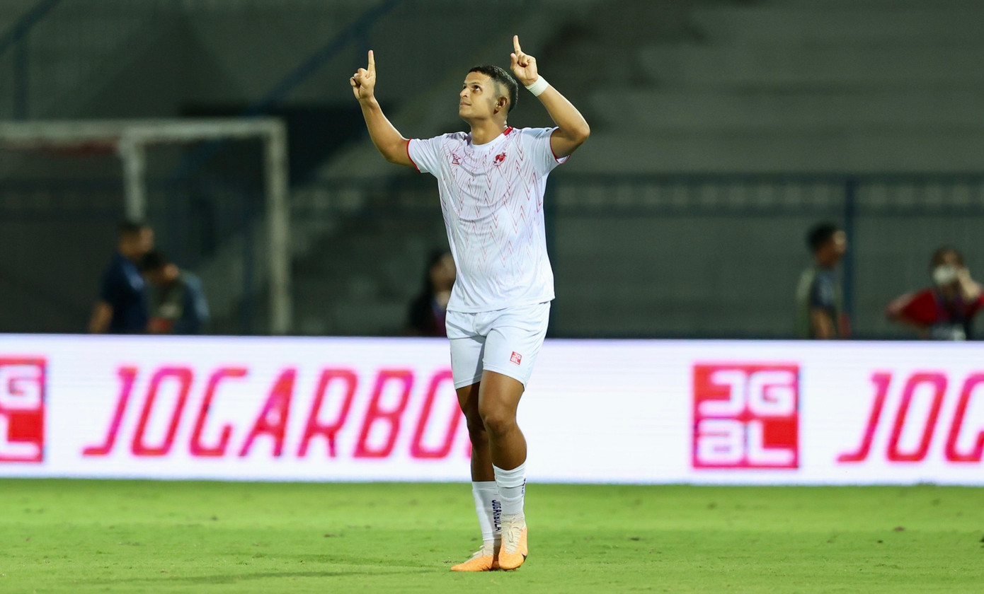 Lucao nắm giữ tới 75% số bàn thắng của Hải Phòng ở mùa này