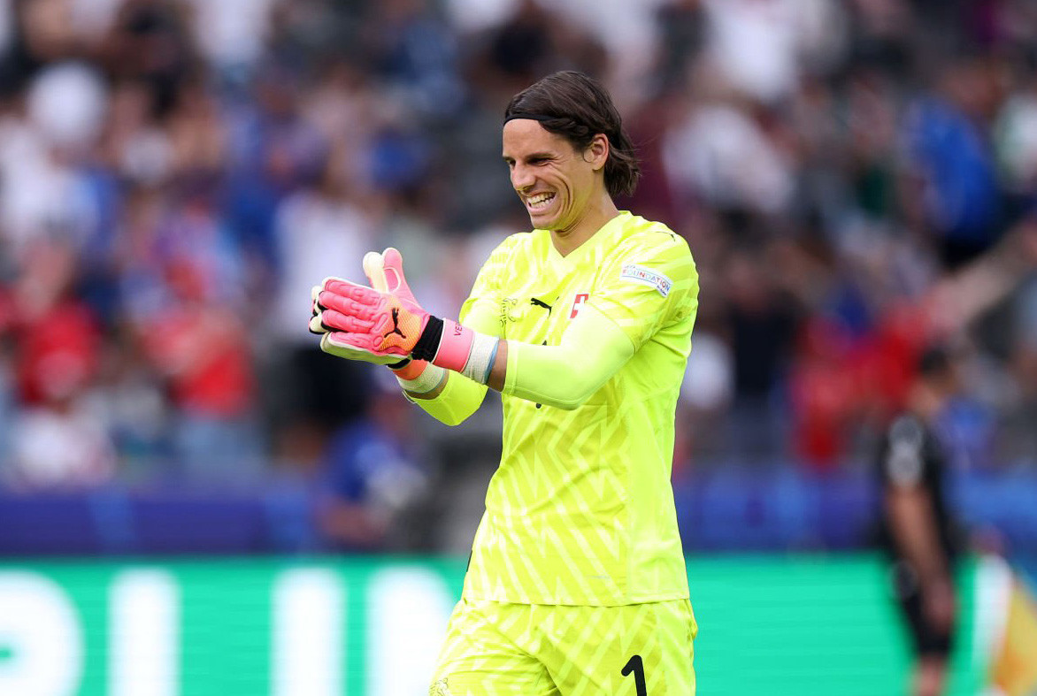 Thụy Sỹ gây sốc, loại nhà đương kim vô địch Italia với chiến thắng 2-0 ảnh 27 Thụy Sỹ gây sốc, loại nhà đương kim vô địch Italia với chiến thắng 2-0 ảnh 27