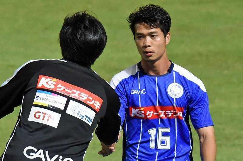 Công Phượng đã không được Nishigaya trao nhiều cơ hội tại Mito HollyHock Công Phượng đã không được Nishigaya trao nhiều cơ hội tại Mito HollyHock