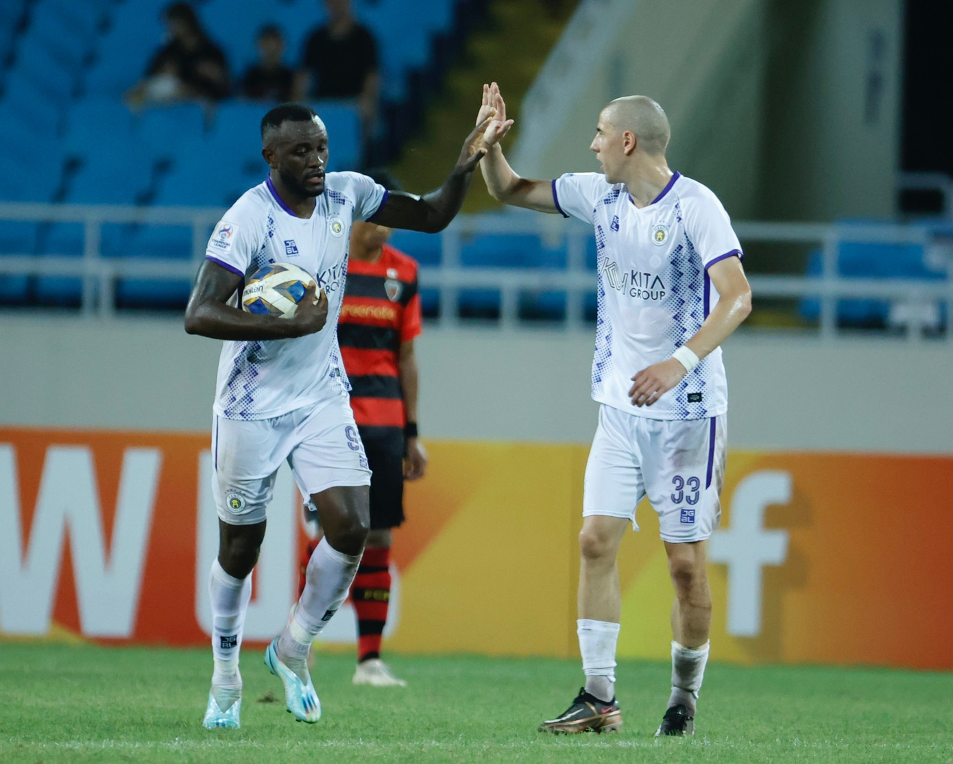 Hà Nội FC có màn thể hiện tốt dù thua Pohang Steelers 2-4 ảnh 28