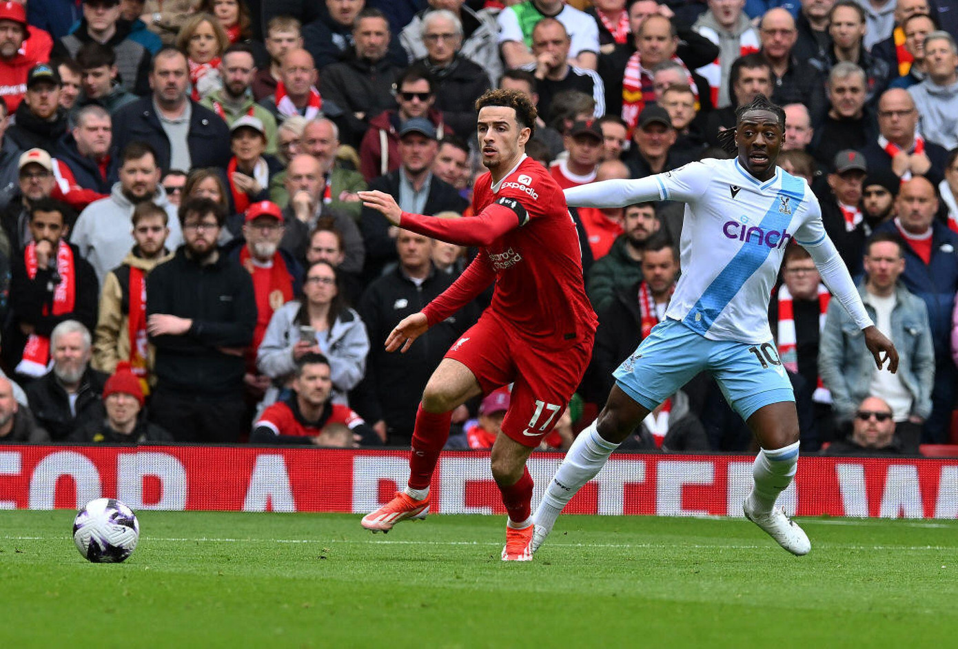 Bỏ lỡ những cơ hội không tưởng, Liverpool trắng tay ngay tại Anfield trước Crystal Palace ảnh 13