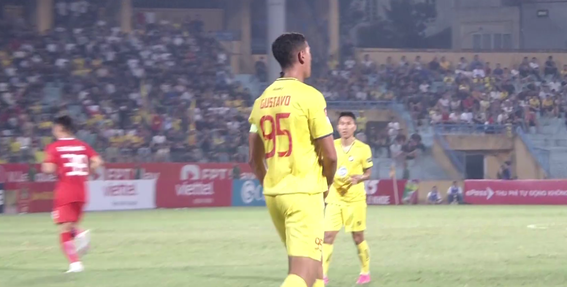 Viettel chật vật giật lại 1 điểm từ Đông Á Thanh Hóa ảnh 5