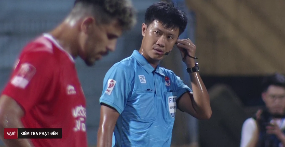 Viettel chật vật giật lại 1 điểm từ Đông Á Thanh Hóa ảnh 3