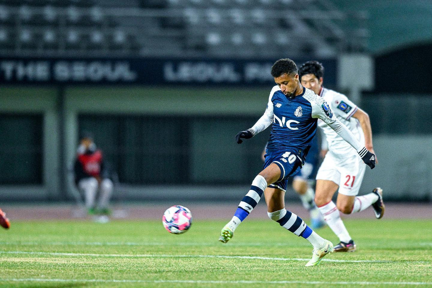 Bruno không thể giúp đội nhà thi đấu tốt Bruno không thể giúp đội nhà thi đấu tốt