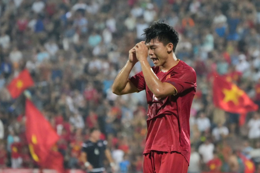 Hiệp 2 bùng nổ, U23 Việt Nam hạ U23 Guam 6-0 ảnh 25