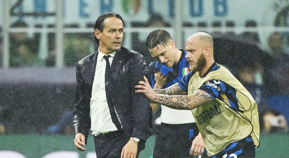 Cầu thủ dự bị của Inter có pha &apos;cứu thầy&apos;