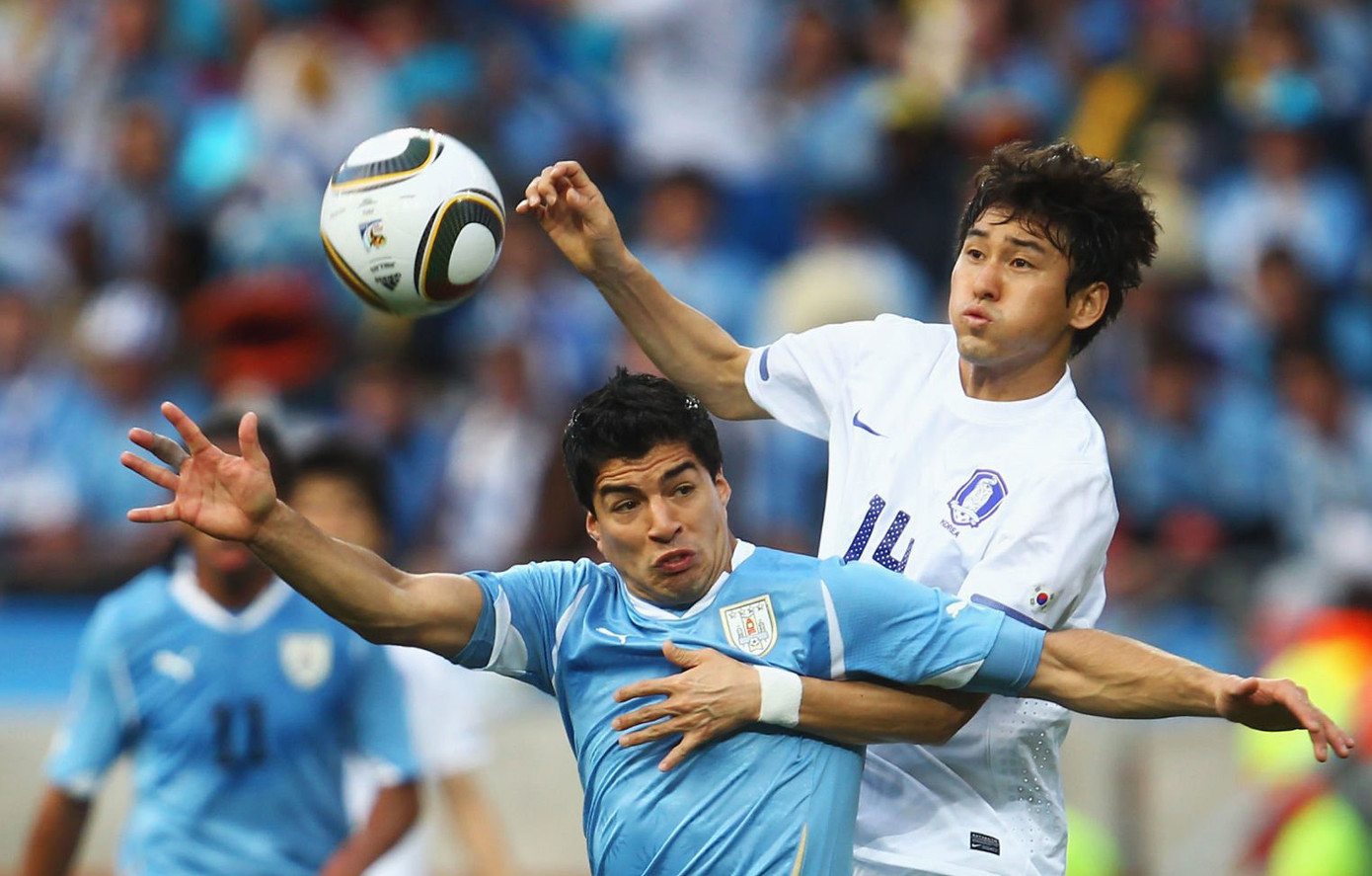 Lee Jung-soo từng ghi 2 bàn ở World Cup 2010 Lee Jung-soo từng ghi 2 bàn ở World Cup 2010