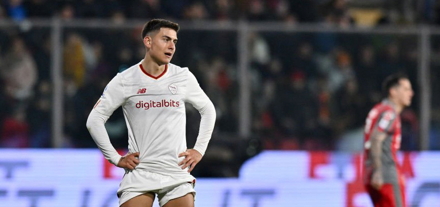 Dybala bất lực trước hàng thủ đối phương Dybala bất lực trước hàng thủ đối phương