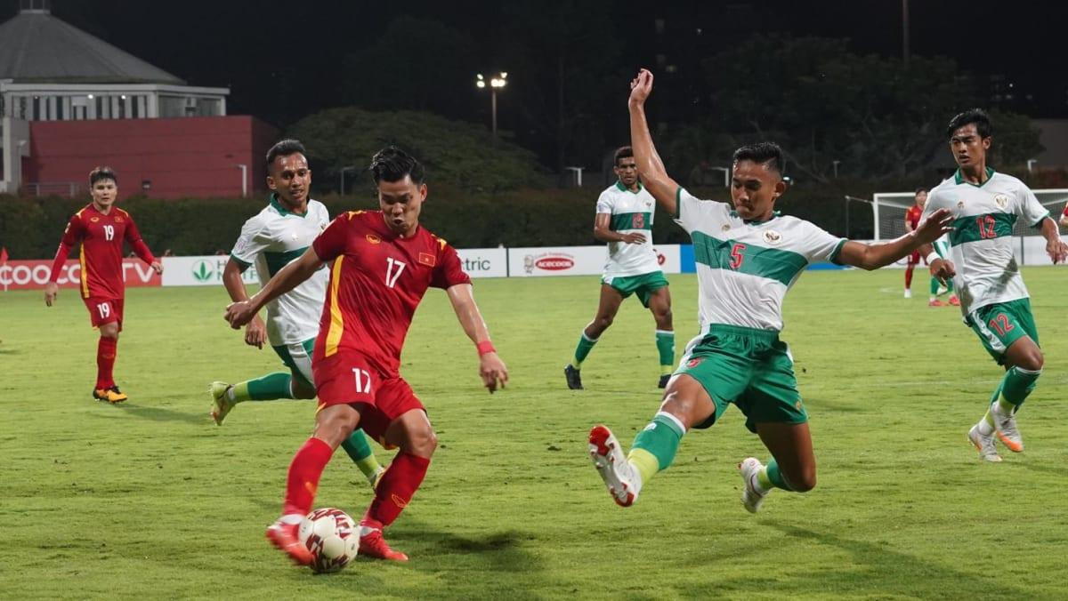 Tỷ số này lặp lại sau trận hòa Indonesia tại AFF Cup 2020, với các thông số về điểm, bàn thắng, bàn thua của Việt Nam sau 3 trận đầu vòng bảng giống y hệt nhau Tỷ số này lặp lại sau trận hòa Indonesia tại AFF Cup 2020, với các thông số về điểm, bàn thắng, bàn thua của Việt Nam sau 3 trận đầu vòng bảng giống y hệt nhau