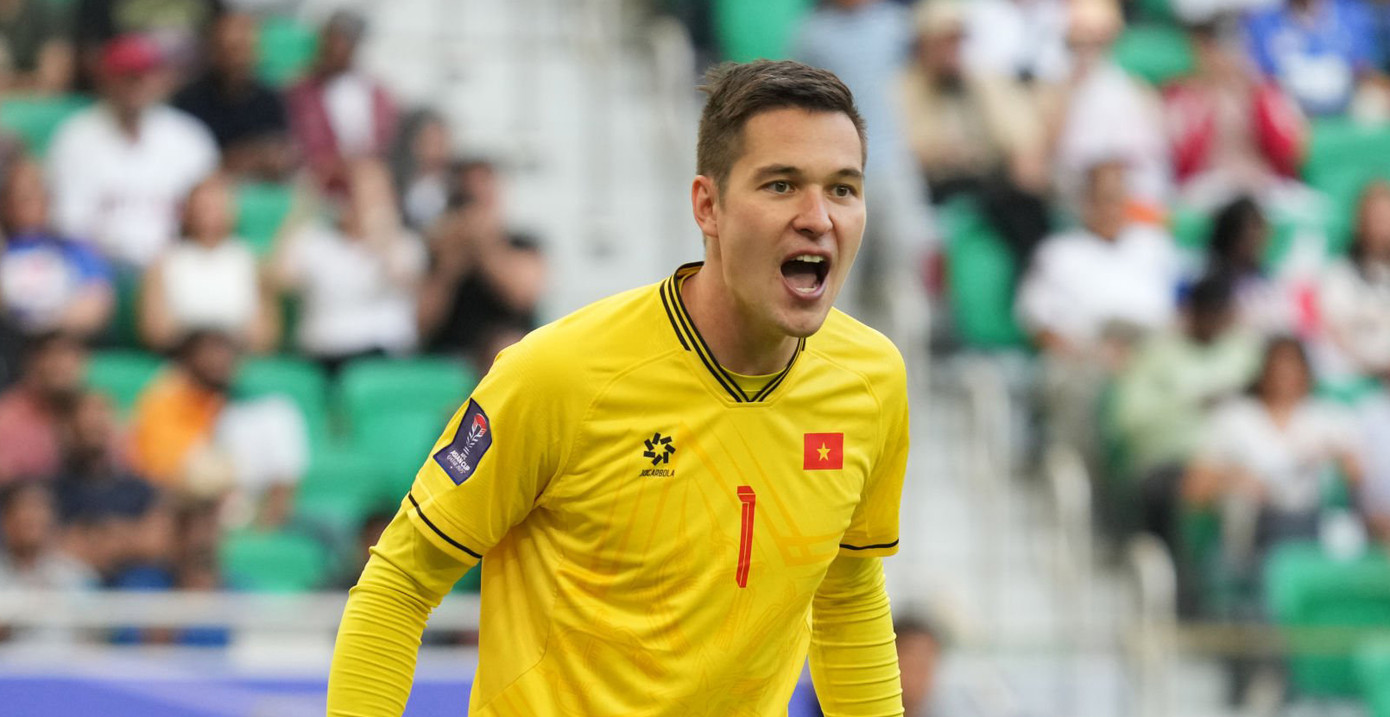 Nguyễn Filip là cầu thủ nhập tịch duy nhất trong danh sách của ĐT Việt Nam Nguyễn Filip là cầu thủ nhập tịch duy nhất trong danh sách của ĐT Việt Nam