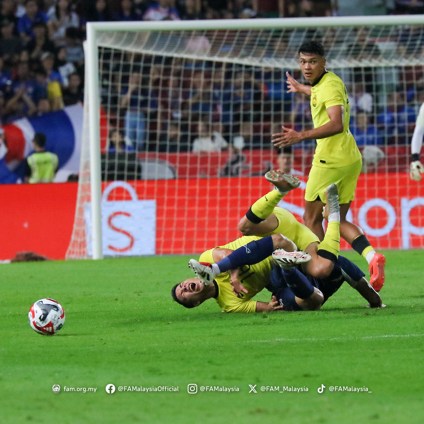 Thái Lan đè Malaysia, ngôi đầu bảng A đổi chủ ảnh 3 Thái Lan đè Malaysia, ngôi đầu bảng A đổi chủ ảnh 3