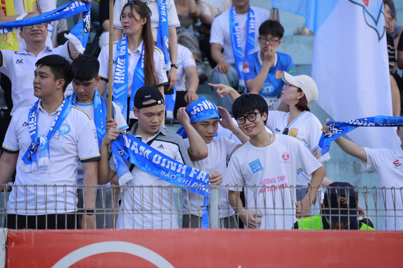 Nam Định gieo sầu cho Hà Nội, bứt phá trong cuộc đua vô địch ảnh 27