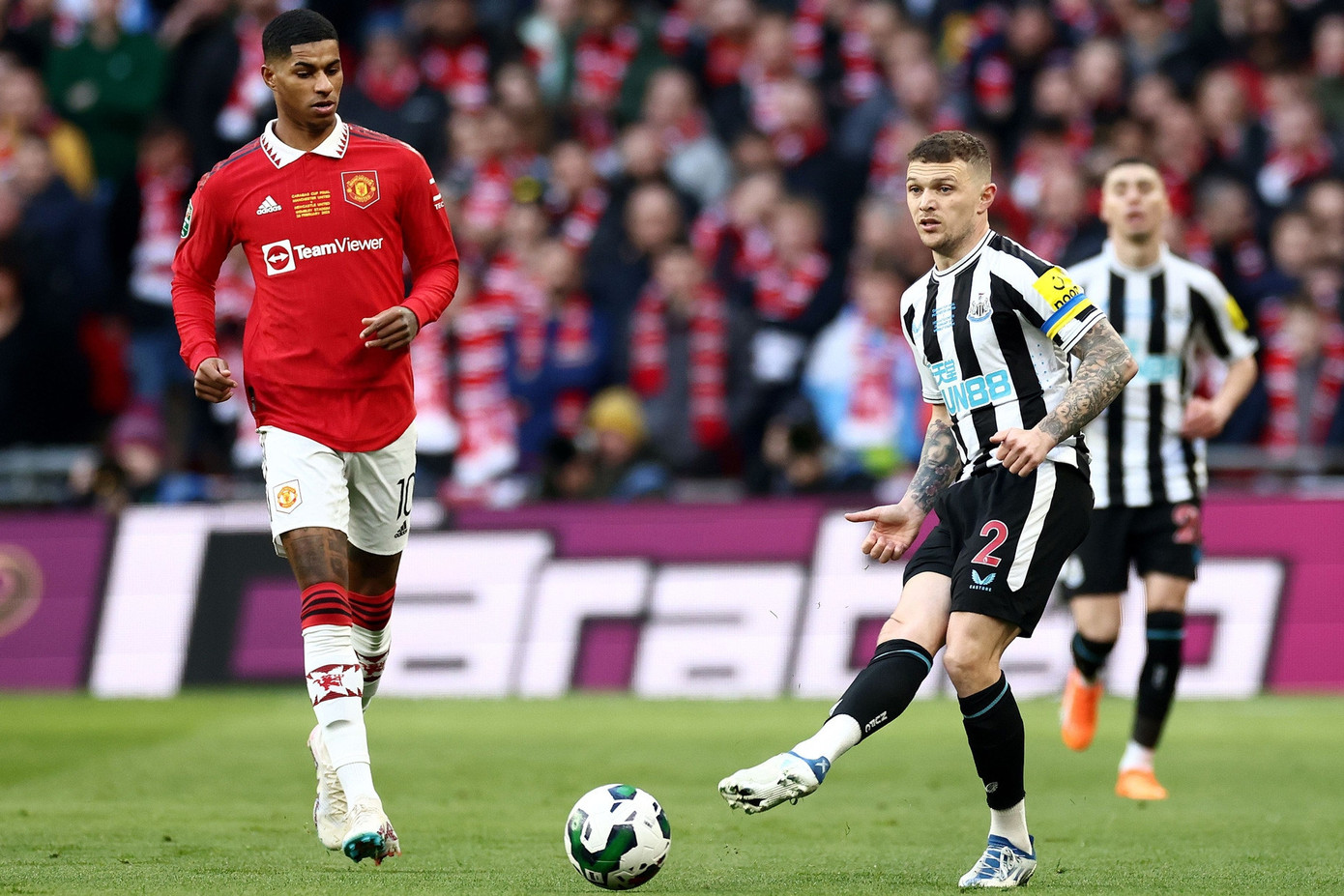 MU thua Newcastle 0-2 và 0-3 ở 2 lần gặp gỡ vừa qua MU thua Newcastle 0-2 và 0-3 ở 2 lần gặp gỡ vừa qua