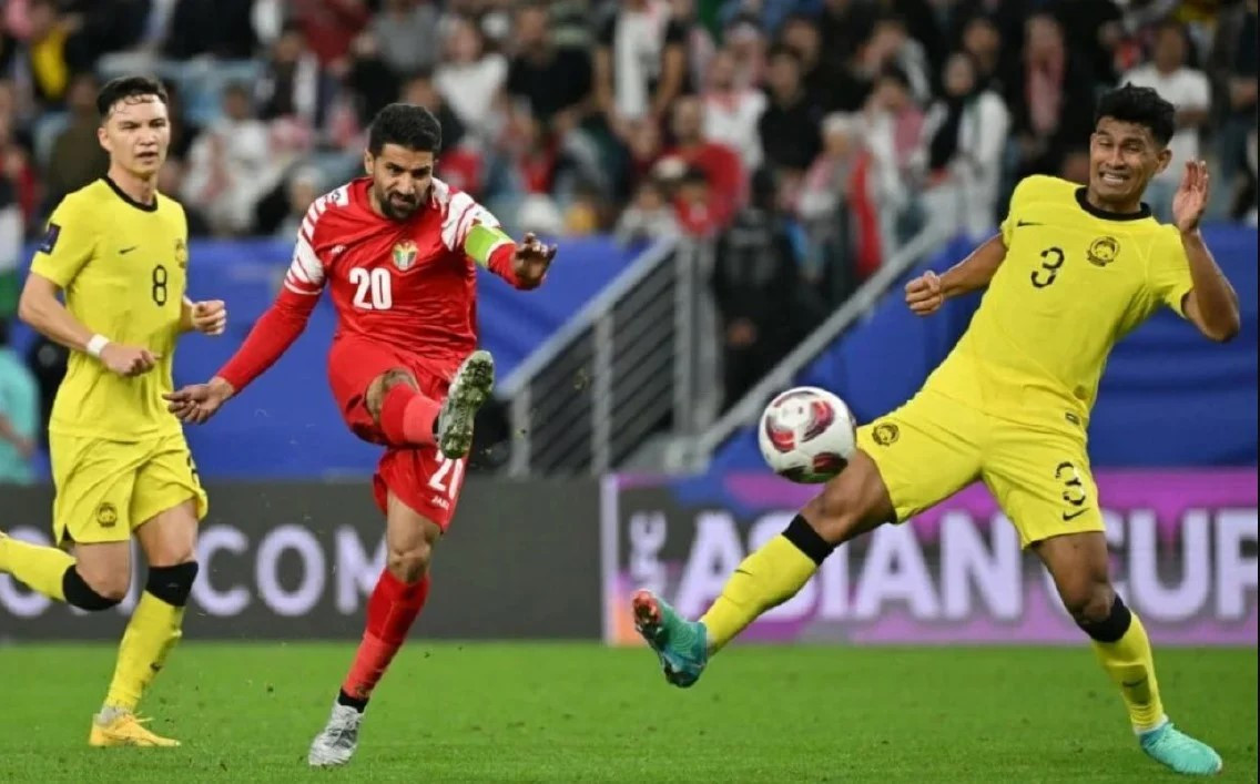 Al Dardour trong trận thắng Malaysia ở Asian Cup 2023 Al Dardour trong trận thắng Malaysia ở Asian Cup 2023