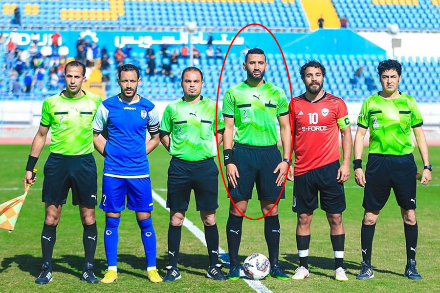 Trọng tài Mohammad Farouk gặp rắc rối vì quyết định chưa có tiền lệ