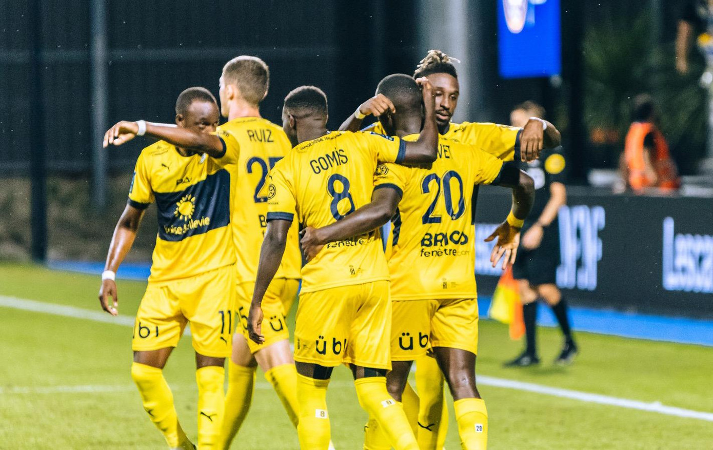 Cơ hội chiến thắng đang mở ra với Pau