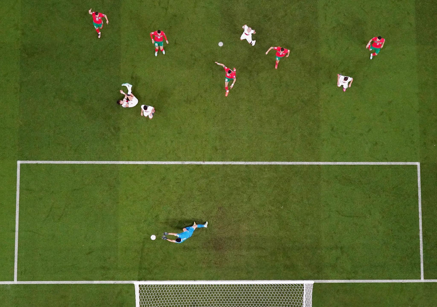 Đánh bại Bồ Đào Nha 1-0, Morocco ghi tên vào lịch sử World Cup ảnh 11 Đánh bại Bồ Đào Nha 1-0, Morocco ghi tên vào lịch sử World Cup ảnh 11