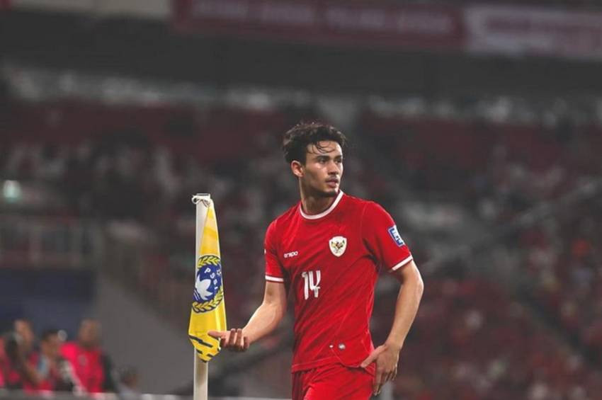 Nathan Tjoe-A-On từng thừa nhận khó chịu với không khí nóng ẩm tại Indonesia