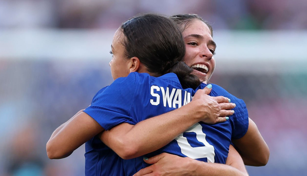 Tuyển nữ Mỹ lập kỷ lục lần thứ 5 giành HCV bóng đá nữ Olympic sau chiến thắng 1-0 trước nữ Brazil ảnh 17