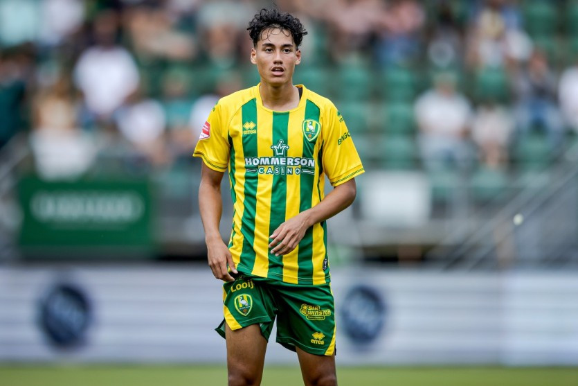 Struick không ghi được bàn nào cho Den Haag trước khi rời đi