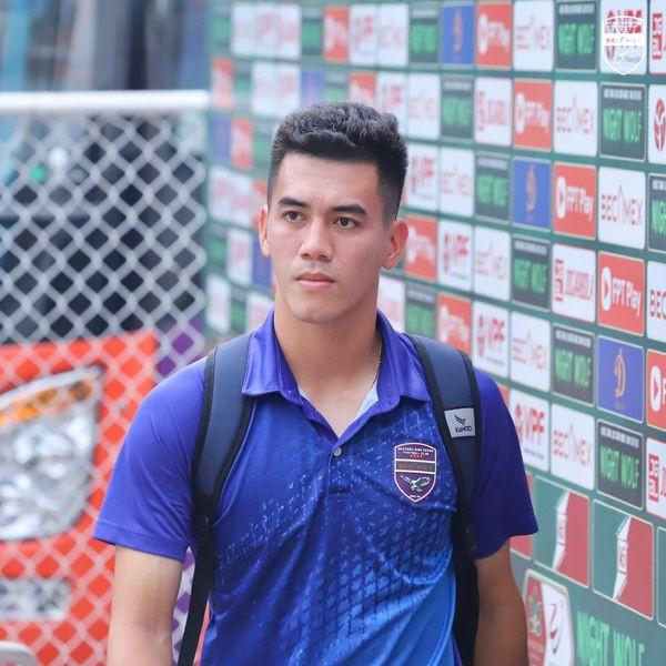 CAHN đại bại trước Becamex Bình Dương sau ngày chia tay HLV Kiatisuk ảnh 3 CAHN đại bại trước Becamex Bình Dương sau ngày chia tay HLV Kiatisuk ảnh 3