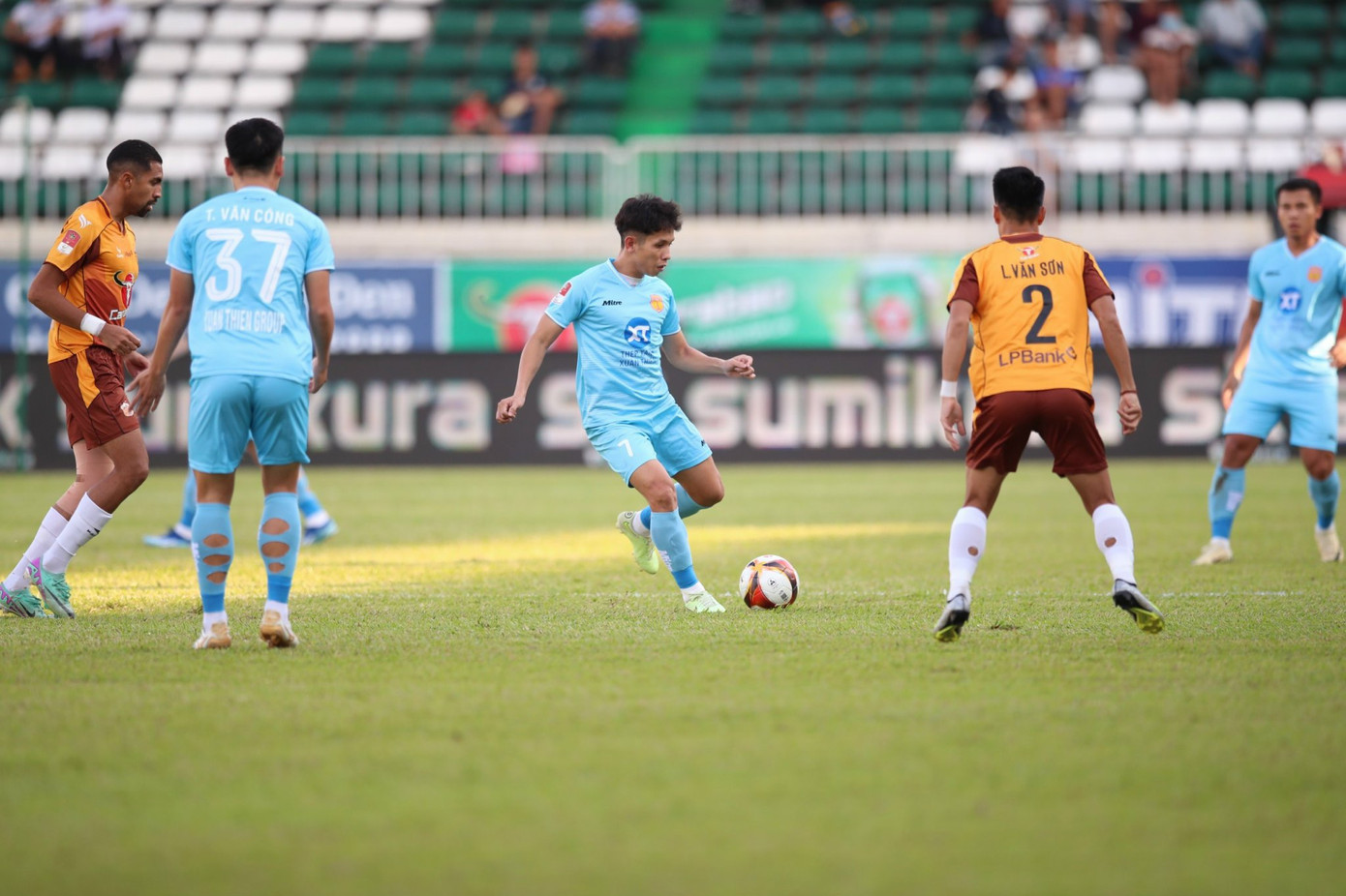 LPBank HAGL xuất sắc cầm hoà Thép Xanh Nam Định ảnh 31