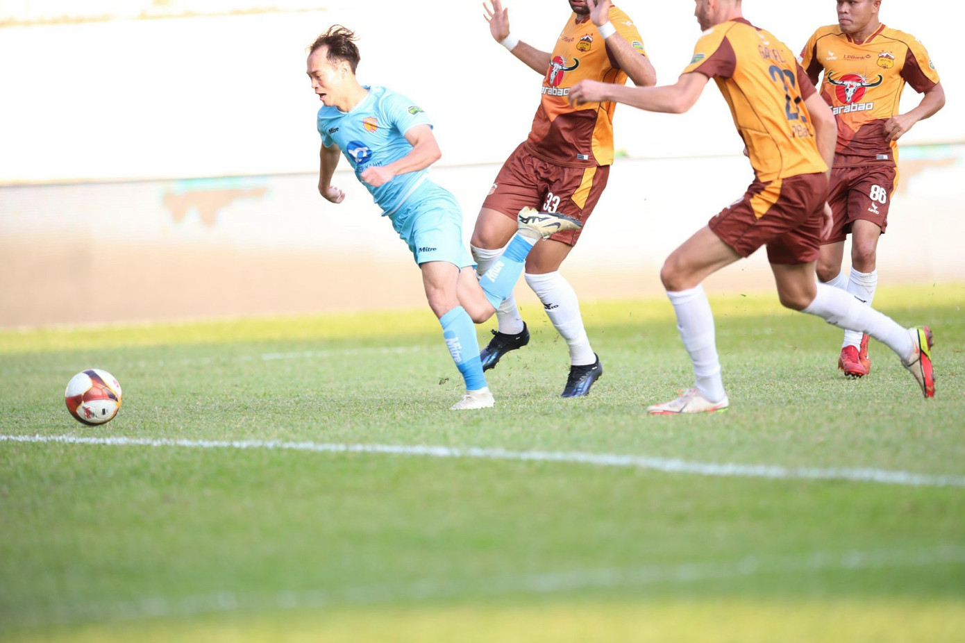 LPBank HAGL xuất sắc cầm hoà Thép Xanh Nam Định ảnh 21