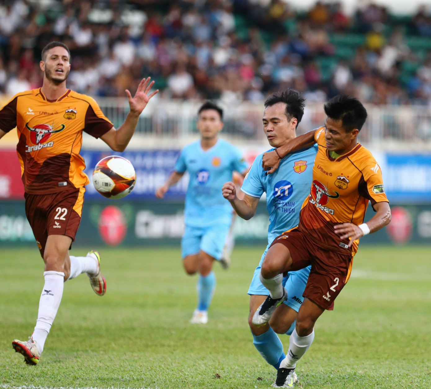 LPBank HAGL xuất sắc cầm hoà Thép Xanh Nam Định ảnh 42