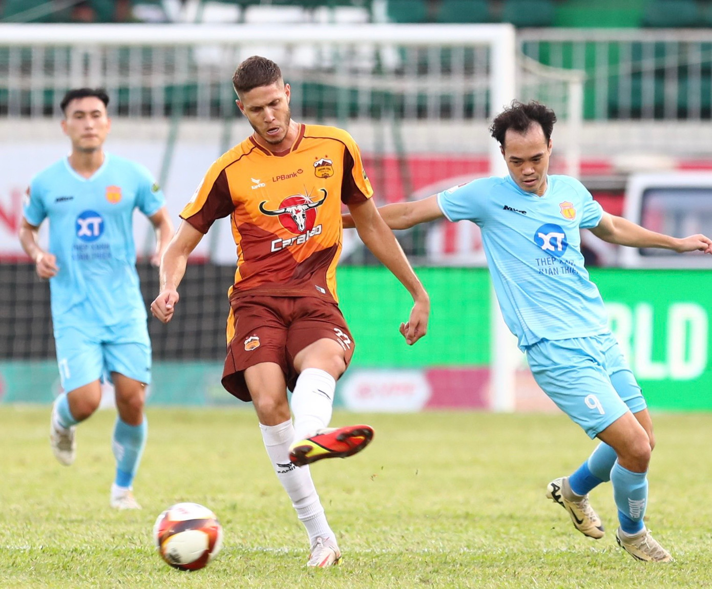 LPBank HAGL xuất sắc cầm hoà Thép Xanh Nam Định ảnh 34