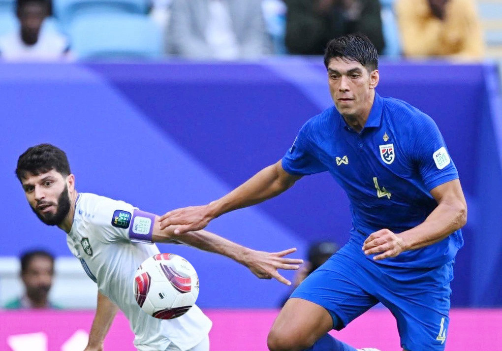 HLV Polking cho rằng ĐT Thái Lan hiện tại phòng ngự tốt hơn