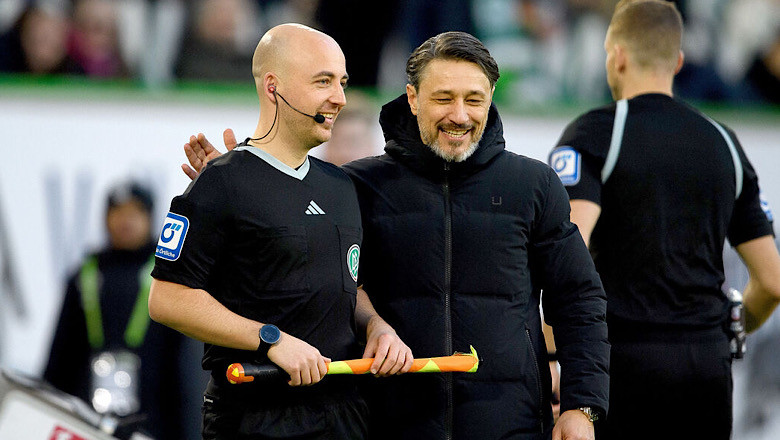 Cổ động viên Krull vui vẻ làm nhiệm vụ