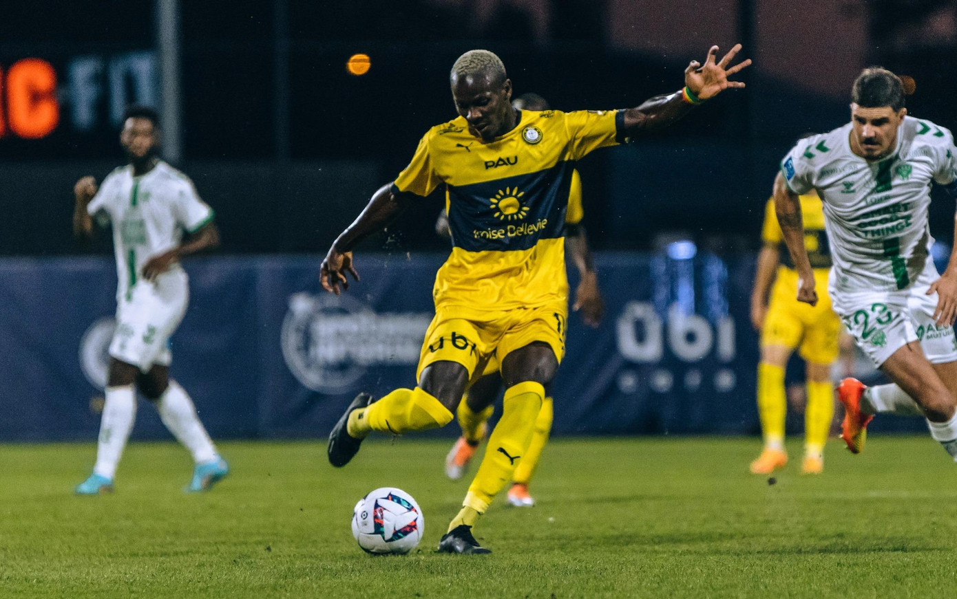 Pau là CLB sút trúng đích ít nhất mùa giải