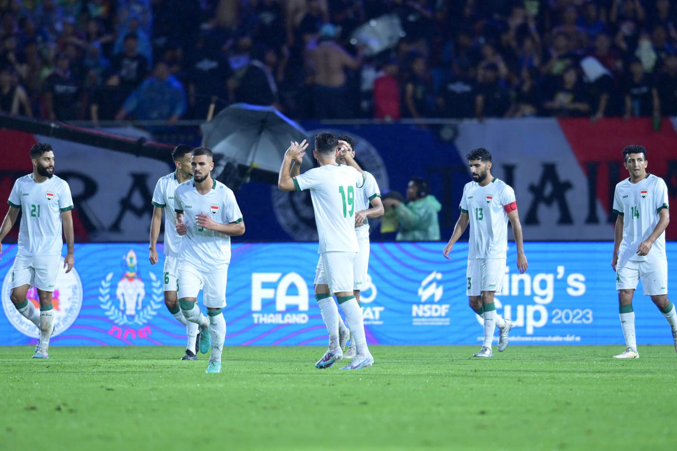 Thua penalty 4-5, Thái Lan đánh mất King's Cup về tay Iraq ảnh 21