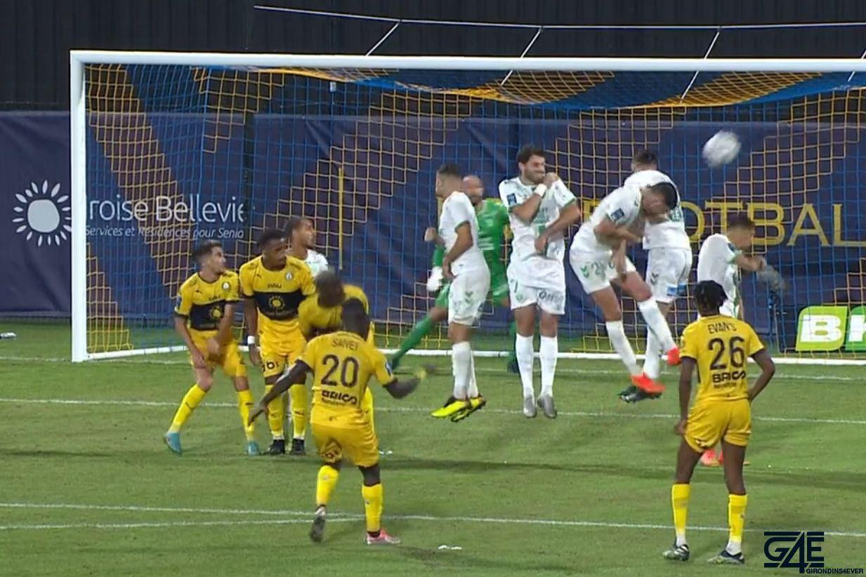 Saivet trong lần ghi bàn vào lưới đối thủ tại Ligue 2 mùa này