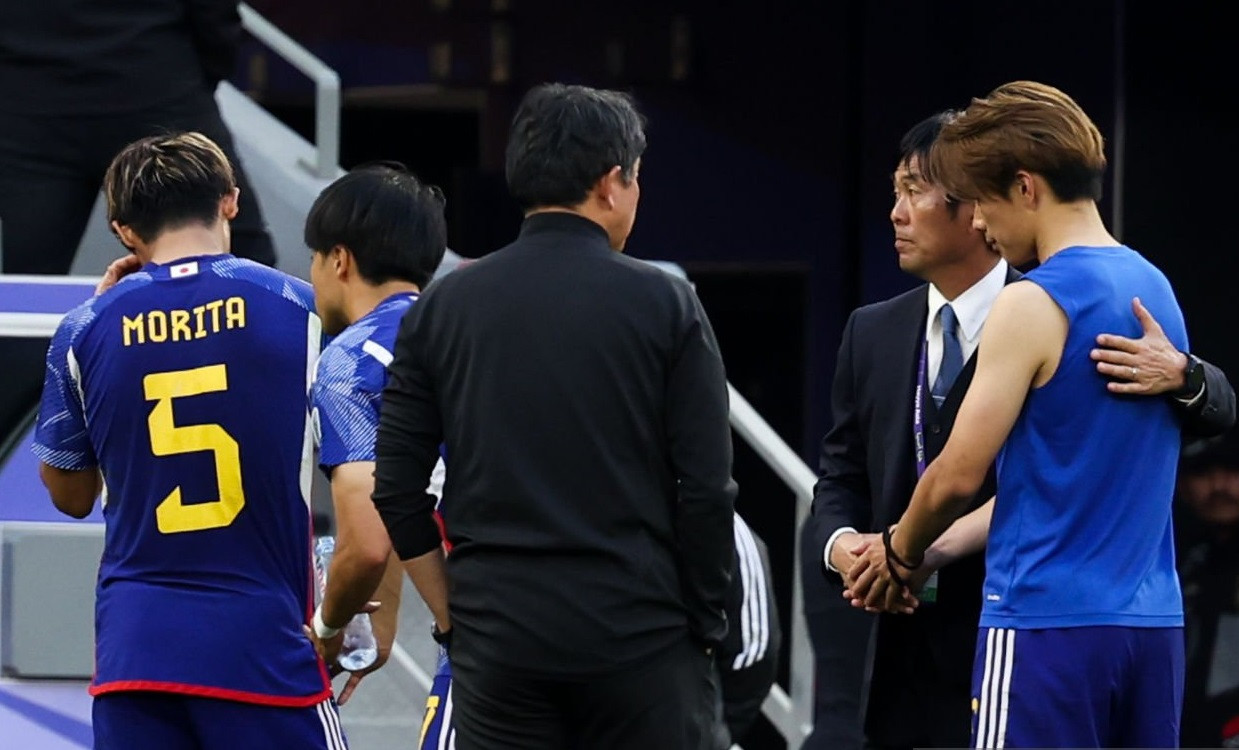 Hàng công tuyển Nhật Bản yếu hẳn đi sau khi rút Daizen Maeda ra khỏi sân