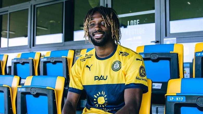 Boli vừa ra mắt Pau FC