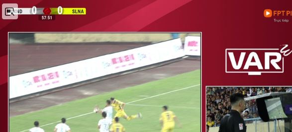 Mất điểm trước SLNA, Thép Xanh Nam Định bị Bình Định áp sát ảnh 12