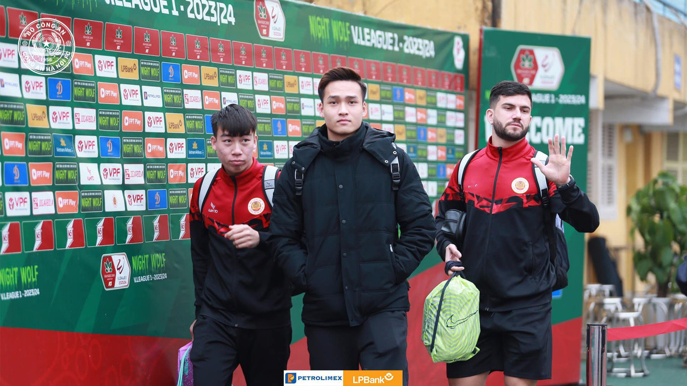 Quang Hải tỏa sáng phút bù giờ, CAHN thoát thua trên sân nhà ảnh 4 Quang Hải tỏa sáng phút bù giờ, CAHN thoát thua trên sân nhà ảnh 4