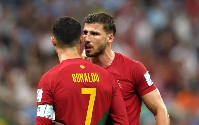World Cup 2022: Sao MU lập công trước Uruguay, đưa Bồ Đào Nha tiến vào vòng sau trước 1 vòng ảnh 21