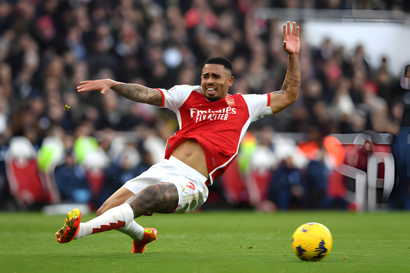 Jesus, Harvert lập công, Arsenal tạm vươn lên dẫn đầu ảnh 11