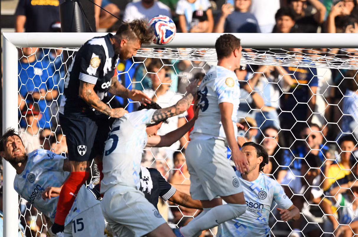 Phung phí cơ hội, Inter Milan bị Monterrey cầm chân ảnh 6
