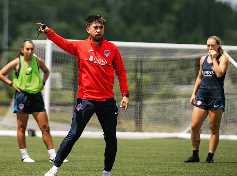 Lee Nguyễn từng làm công tác huấn luyện tại Washington Spirit Lee Nguyễn từng làm công tác huấn luyện tại Washington Spirit