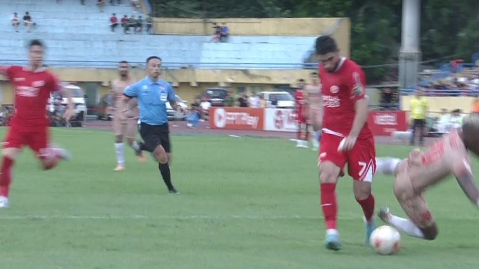 Thắng đậm Viettel trong trận cầu nhạt, CAHN chạm tay vào chức vô địch ảnh 5