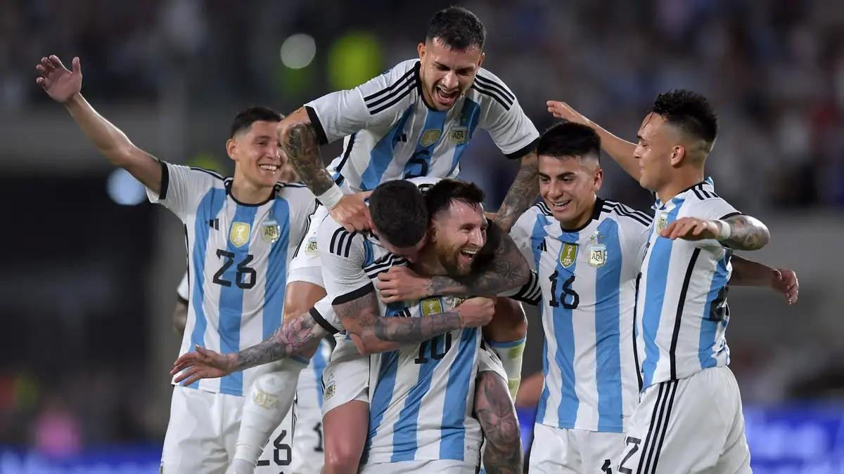 Argentina từng chật vật mới thắng được Ecuador