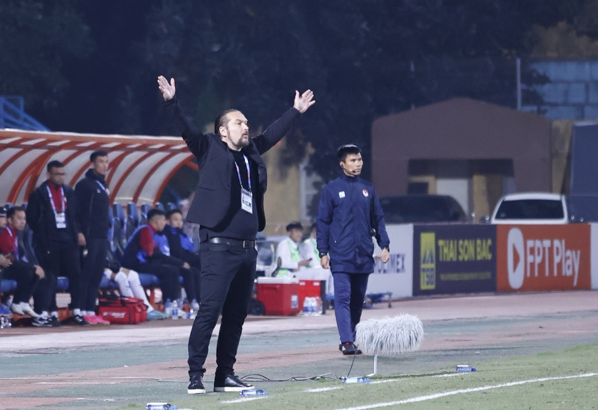  Thắng Thanh Hoá, CAHN trở lại cuộc đua vô địch V-League ảnh 19