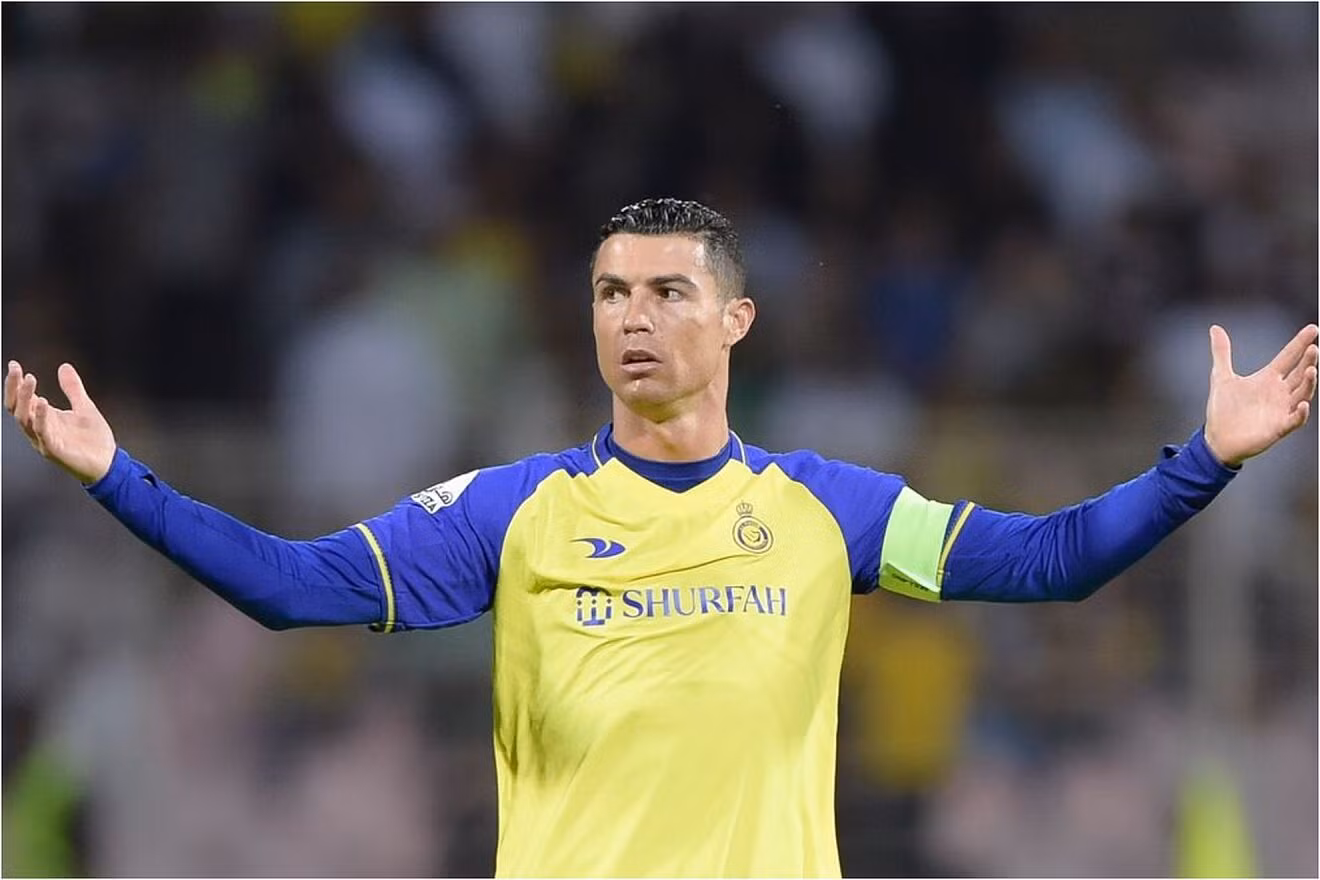Ronaldo và các đồng đội im tiếng ở trận hòa Al Feiha Ronaldo và các đồng đội im tiếng ở trận hòa Al Feiha
