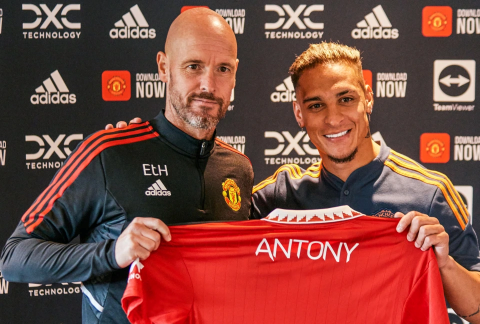 Antony đã sang MU nhưng vẫn phải thi hành án phạt từ Ajax Antony đã sang MU nhưng vẫn phải thi hành án phạt từ Ajax