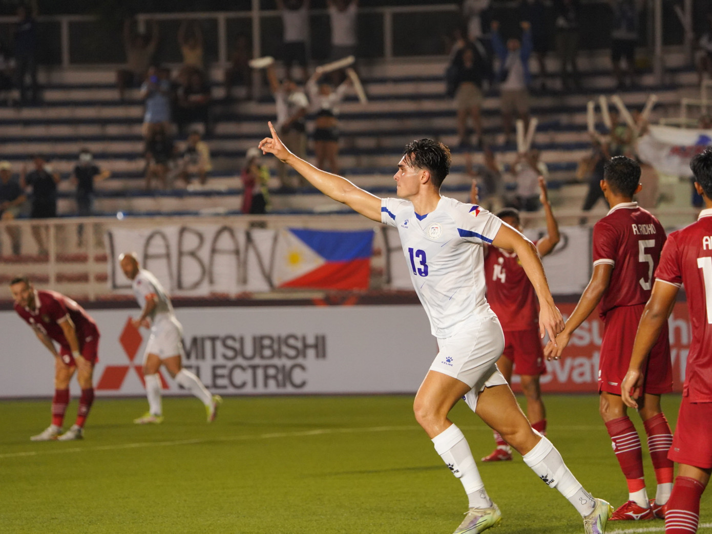 ĐT Philippines đang có cơ hội cọ xát với các đối thủ mạnh