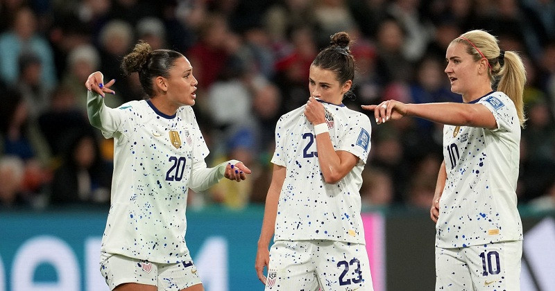 Loại Mỹ trên chấm luân lưu, Thuỵ Điển giành vé vào tứ kết ảnh 11 Loại Mỹ trên chấm luân lưu, Thuỵ Điển giành vé vào tứ kết ảnh 11